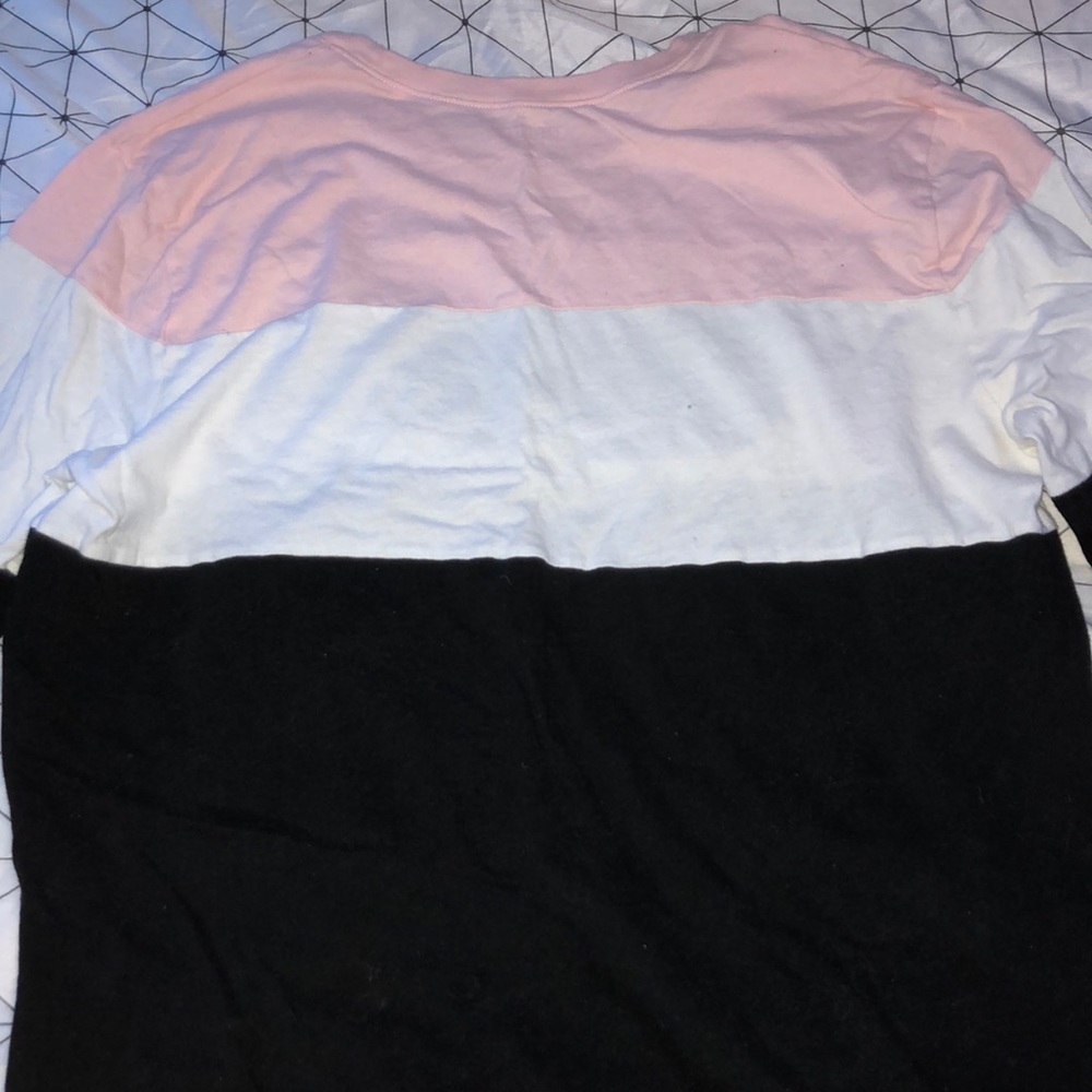 Hollister long sleeve shirt - Picture 2 of 2